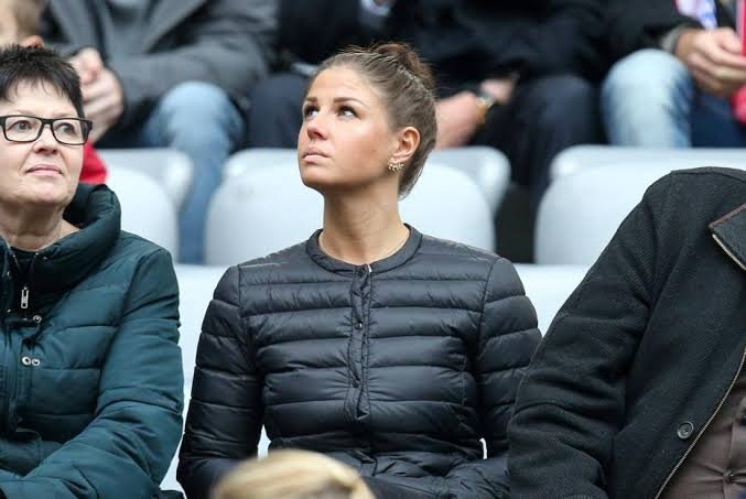 Leon Goretzka Freundin: Was ist über das Privatleben des Fußballstars bekannt?